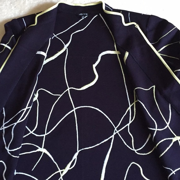 NWOT.Misook embroidered jacket